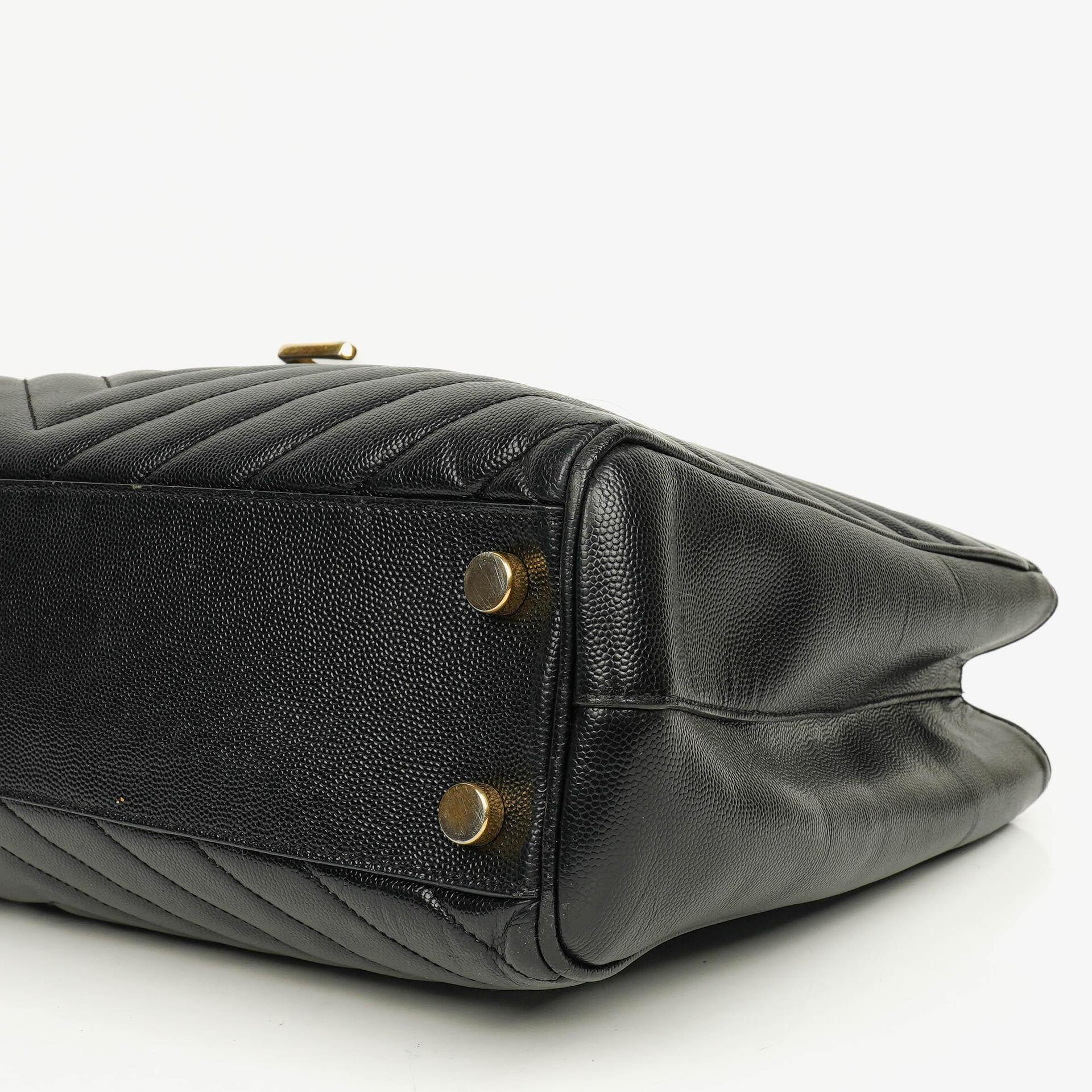 Yves Saint Laurent Classic Shopping Tote aus schwarzem Chevron-gestepptem Leder mit Monogramm