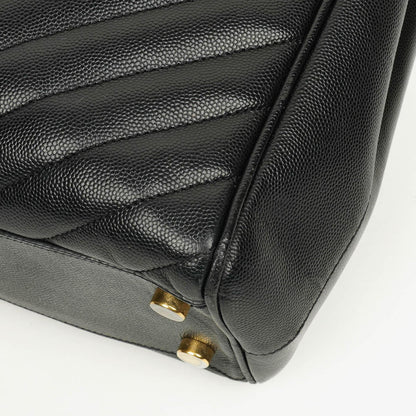 Yves Saint Laurent Classic Shopping Tote aus schwarzem Chevron-gestepptem Leder mit Monogramm