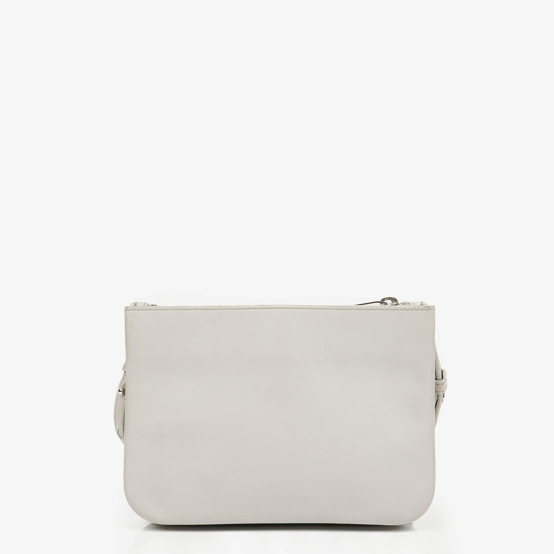 Yves Saint Laurent Pouch Line Mini Crossbody Bag aus grauem Leder