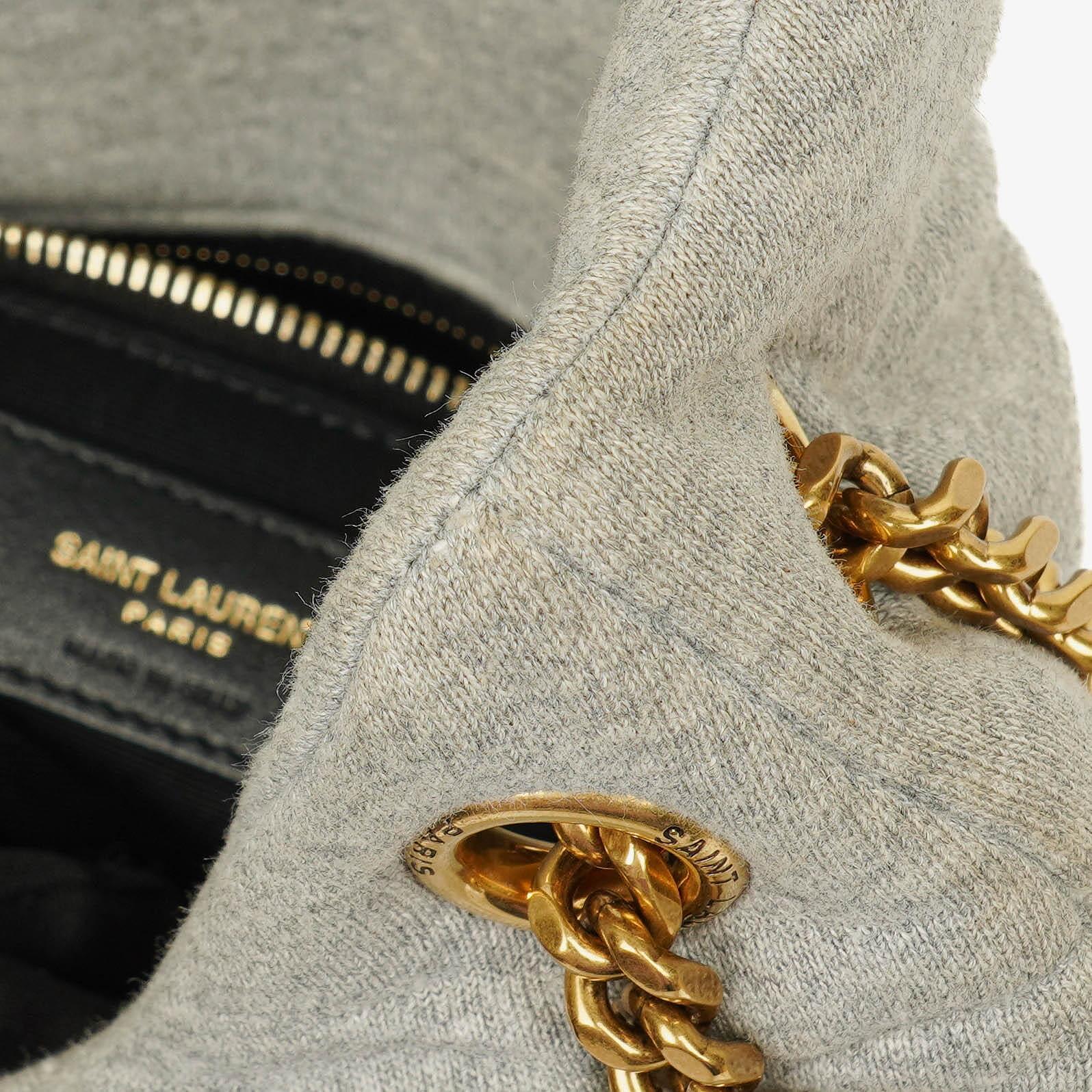 Yves Saint Laurent Loulou Puffer Tasche aus grauem gestepptem Jersey