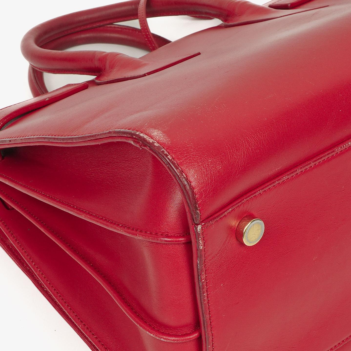 Saint Laurent Kleine Sac de Jour Tasche aus rotem Leder