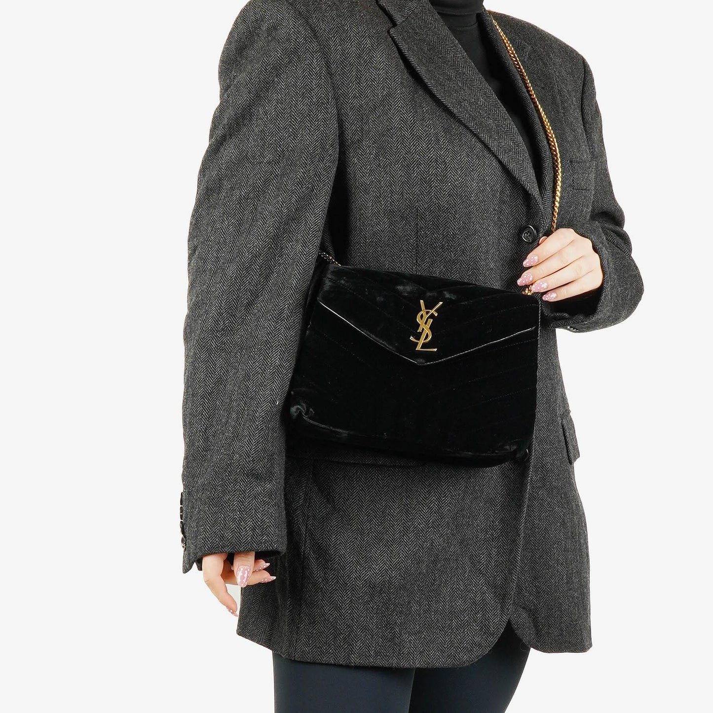 Yves Saint Laurent Kleine Loulou Kettentasche aus Samt mit Y-Stepp-Monogramm