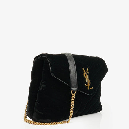Yves Saint Laurent Kleine Loulou Kettentasche aus Samt mit Y-Stepp-Monogramm