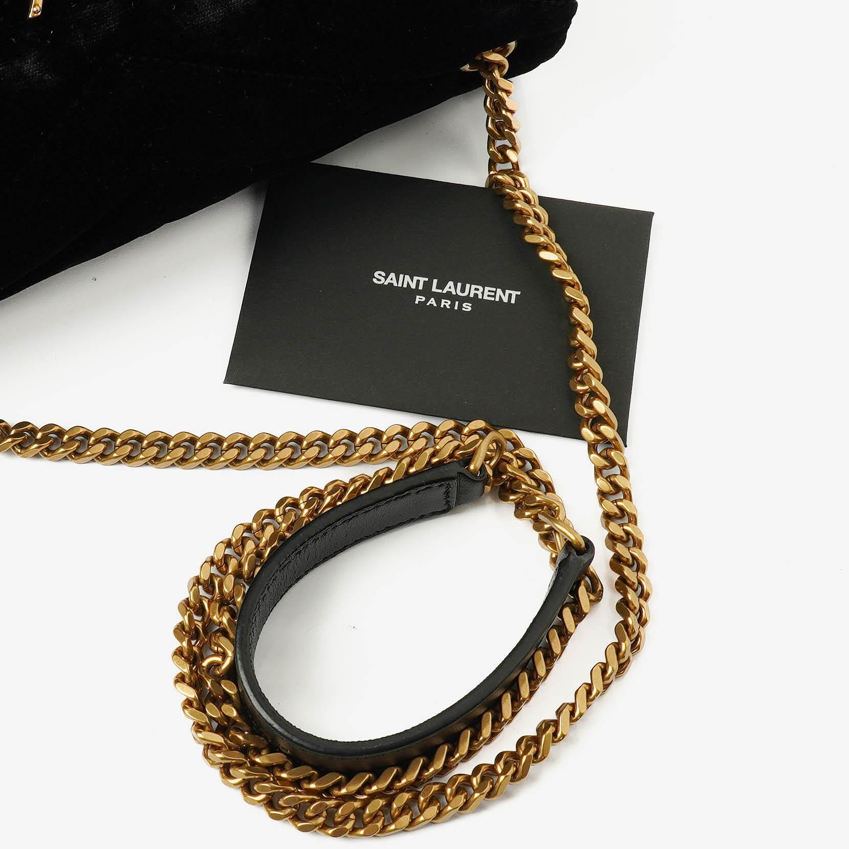 Yves Saint Laurent Kleine Loulou Kettentasche aus Samt mit Y-Stepp-Monogramm