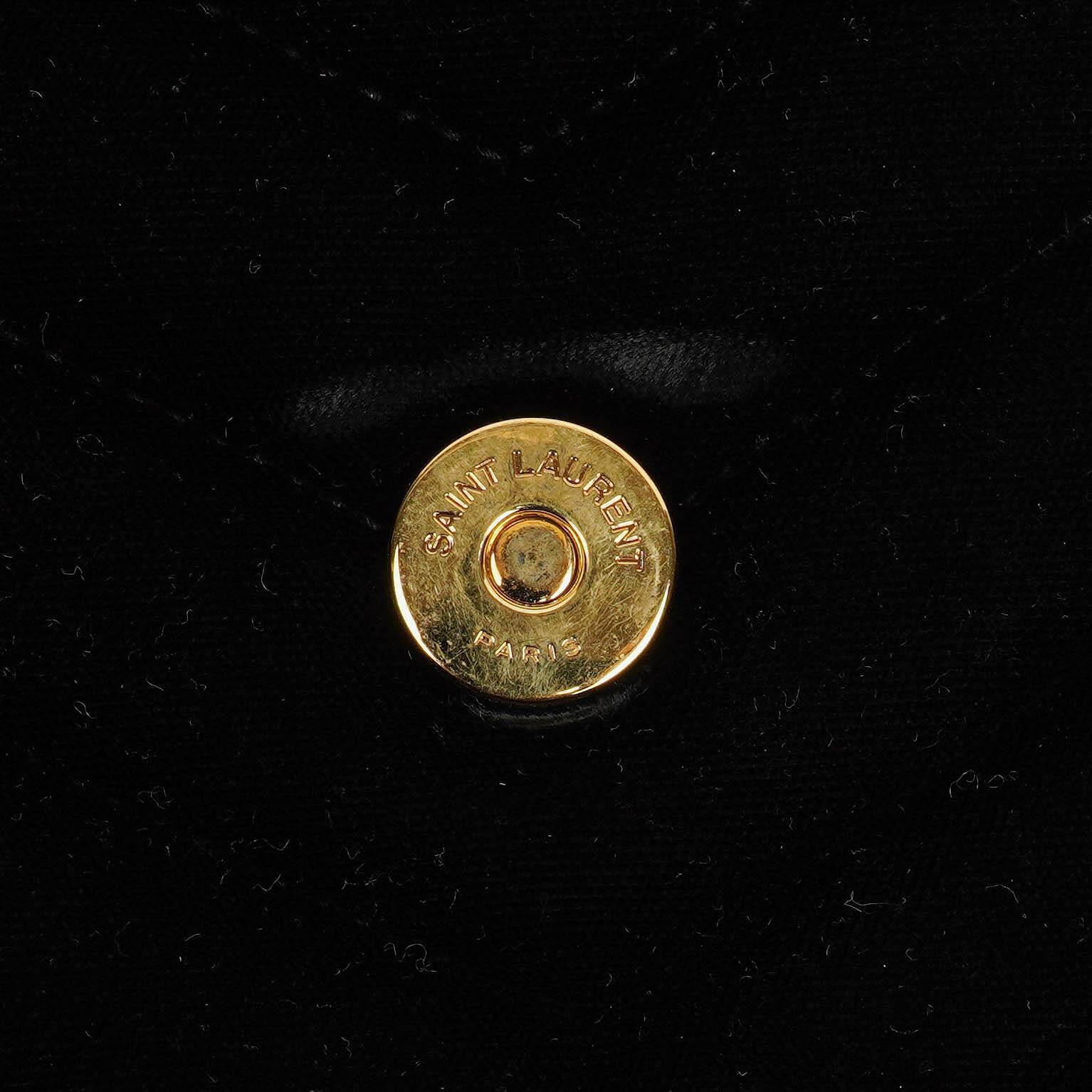 Yves Saint Laurent Kleine Loulou Kettentasche aus Samt mit Y-Stepp-Monogramm
