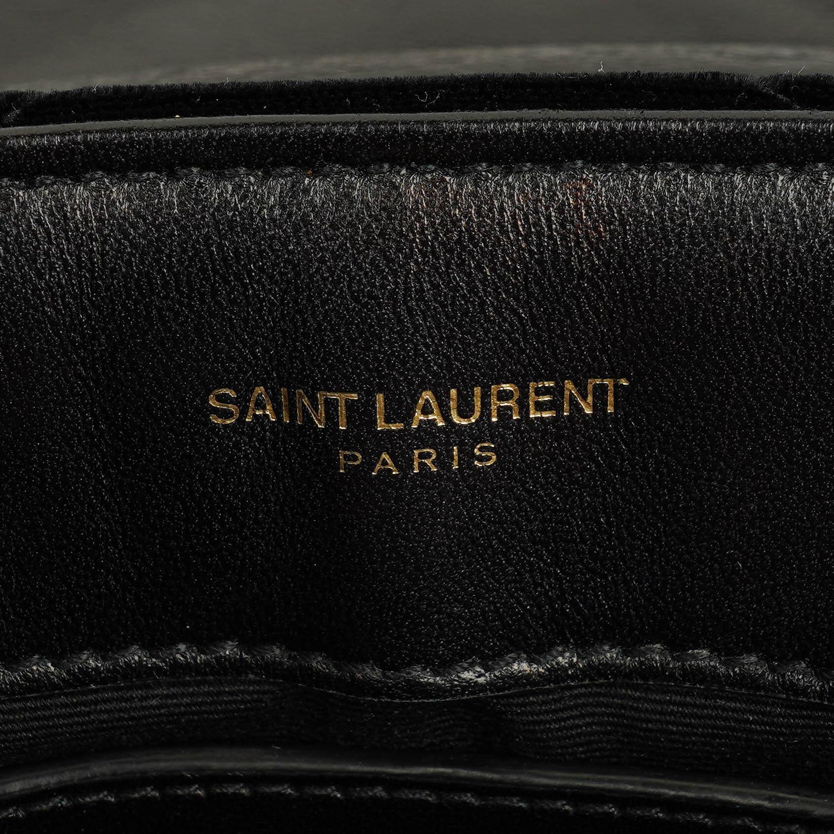 Yves Saint Laurent Kleine Loulou Kettentasche aus Samt mit Y-Stepp-Monogramm